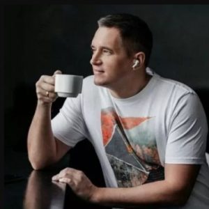 Александр Мазур